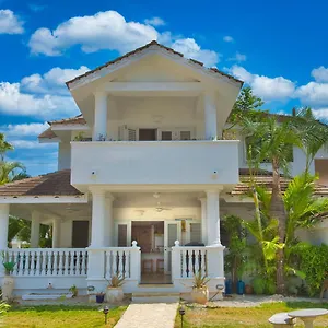 4* Hotel apartamentowy Chiara Terrenas